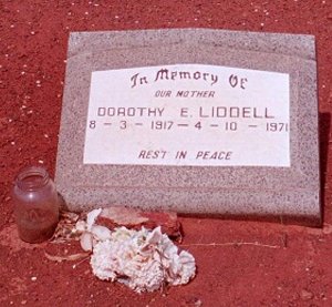 Meeka Liddell Dorothy-1.jpg (26453 bytes)